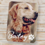 Imán Mascota Simple y Moderno Nombre y foto de la tipog<br><div class="desc">Este diseño sencillo y moderno se compone de una tipografía de escritura moderna y sencilla. Añadir foto de mascota personalizado.</div>