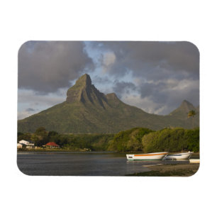 Imán Mauricio, Mauricio Occidental, Tamarin, Montaña