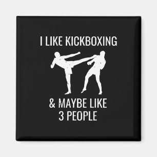 Imán Me gusta el kickboxing y tal vez 3 personas cool a