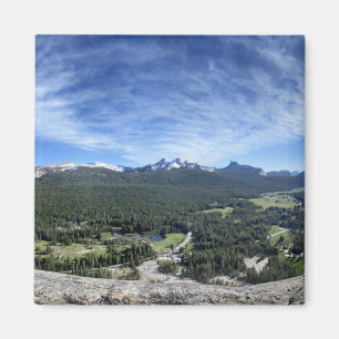 Imán Meadows de Tuolumne de la Cúpula Lembert - Yosemit