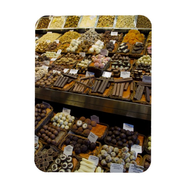 Imán Mercat de Sant Josep, diversos dulces de chocolate (Vertical)