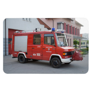 Imán Mercedes Benz 711D Rosenbauer