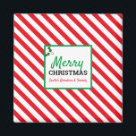 Imán Merry Christmas Candy Cane Custom Name Magnet<br><div class="desc">Decoren su casa con Navidades animados con este imán de Candy Candy de Feliz Navidad. ¡Se puede personalizar con tu nombre!</div>