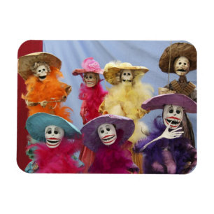 Imán México. Catrinas esqueléticas, figuras celebrando
