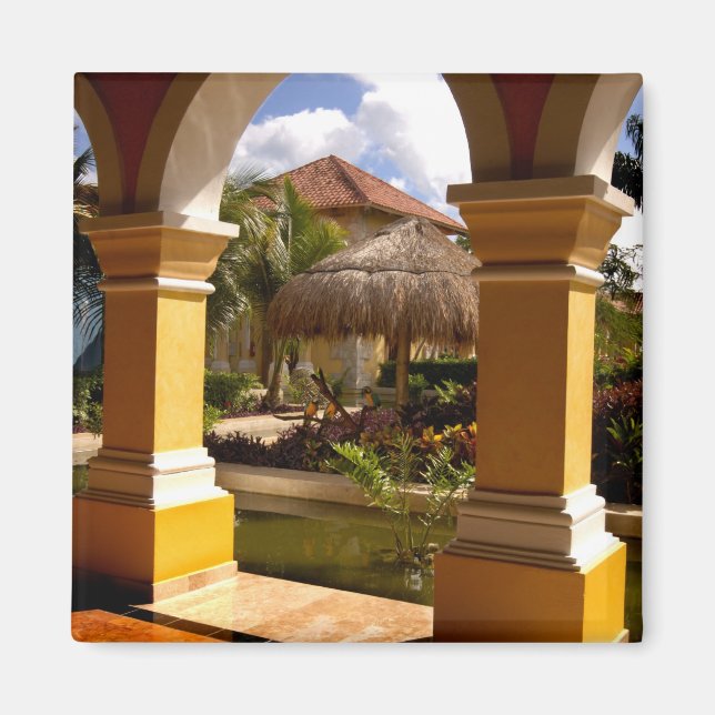 Imán México, Riviera Maya, arquitectura en Iberostar (Frente)