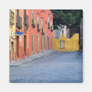 Imán México, San Miguel de Allende, Casas a lo largo