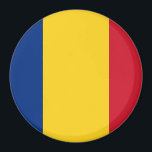 Imán Mimán con bandera de Rumania<br><div class="desc">¡Muestre su orgullo rumano con nuestro imán exclusivo con la bandera de Rumania! Diseñado con atención a los detalles, este imán es más que sólo una decoración; es una celebración del patrimonio rumano y la identidad cultural. El diseño exhibe orgullosamente la icónica tricolor vertical azul, amarillo y rojo, que simboliza...</div>