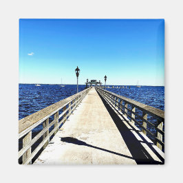 Imán Mirando hacia abajo el muelle