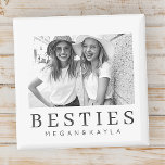 Imán Moda moderna minimalista Mejor foto de amigos BFF<br><div class="desc">El diseño se compone de tipografía divertida y lúdica con fuentes sans serif y serif. Añadir una foto personalizado.</div>