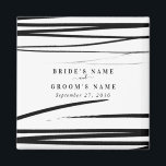 Imán Modern Black Abstract Wedding Favor<br><div class="desc">Un diseño moderno y abstracto de boda en blanco y negro. Diseño de temática blanca y negra que incorpora pinturas rústicas negras. Un diseño minimalista elegante, perfecto para todo aquel que ame los diseños temáticos de moda. Un elegante diseño de imanes de boda con elementos modernos. También están disponibles artículos...</div>