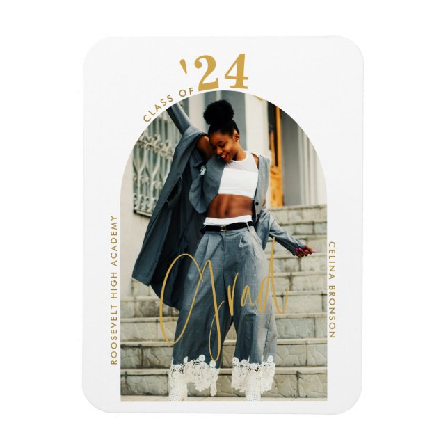 Imán Modern Gold Script Photo 2024 Graduación mínima (Vertical)