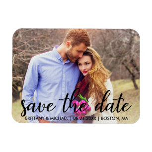 Imán Modern Save The Date Engagement Photo
