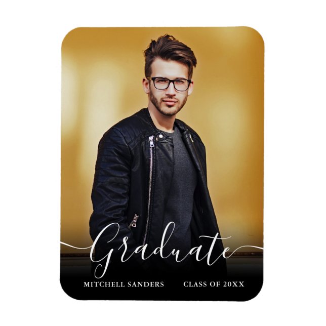 Imán Moderna caligrafía Script Grad Photo Invitación (Vertical)