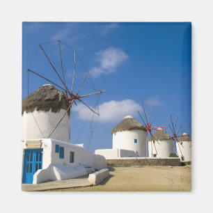 Imán Molinos de viento hermosos en la isla de Mykonos,