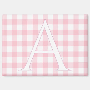 Imán Monograma Personalizado de Gingham Rosa para Bebé