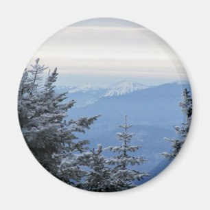 Imán Montaña de Sugarloaf en el horizonte en Maine