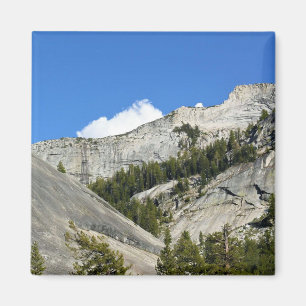 Imán Montañas de granito en el lago Tenaya, Yosemite, C