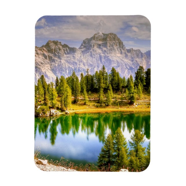 Imán Montañas Dolomitas y el impresionante paisaje del  (Vertical)