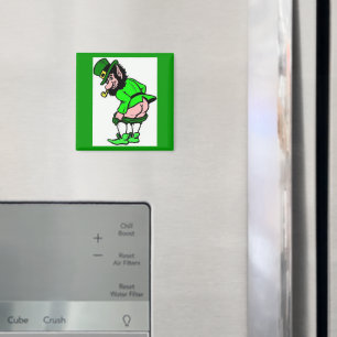 Imán Mooning Leprechaun