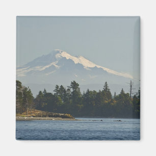 Imán Mount Baker domina el paisaje