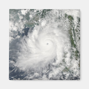 Imán Movimientos de Giri del ciclón en tierra sobre