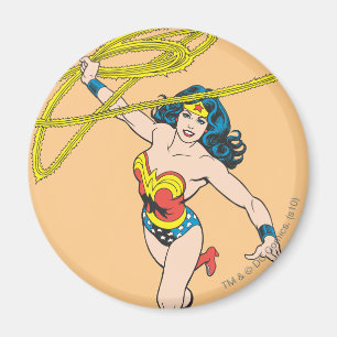 Imán Mujer Maravilla sostiene Lasso 2