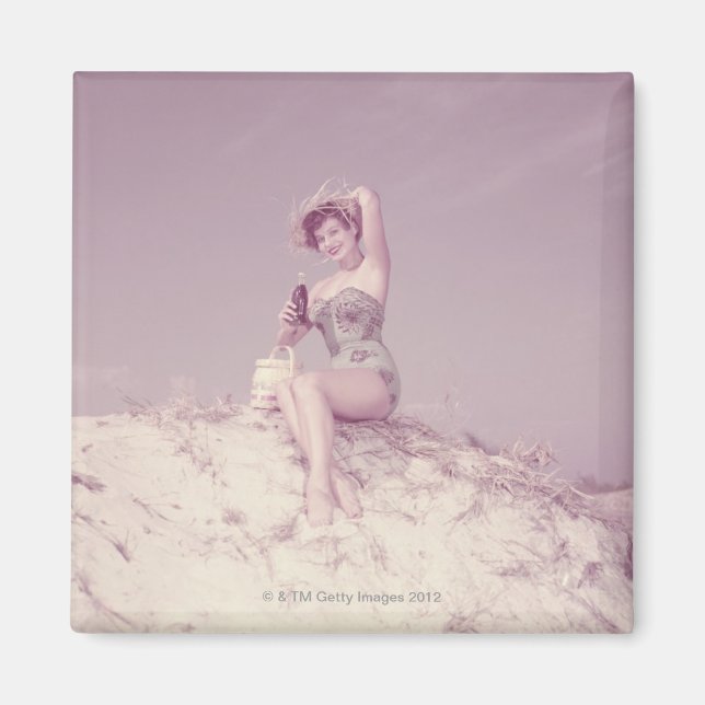 Imán Mujer relajándose en la playa (Frente)