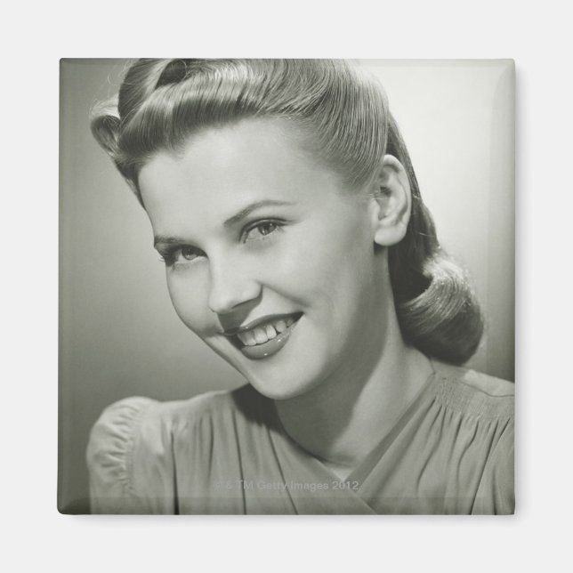 Imán Mujer sonriendo 2 (Frente)