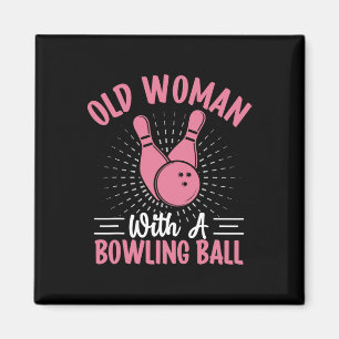 Imán Mujer Vieja Con Una Bolera De Boliche