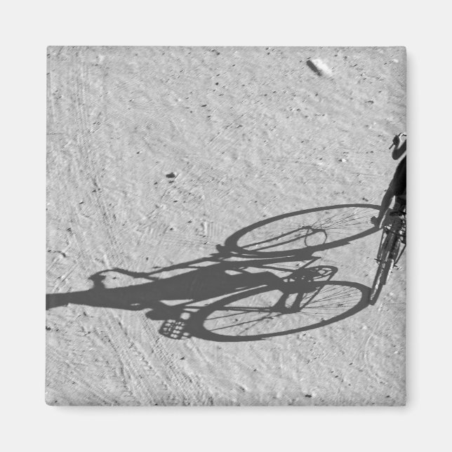 Imán Myamar, Bagan, Niño joven montando una bicicleta e (Frente)