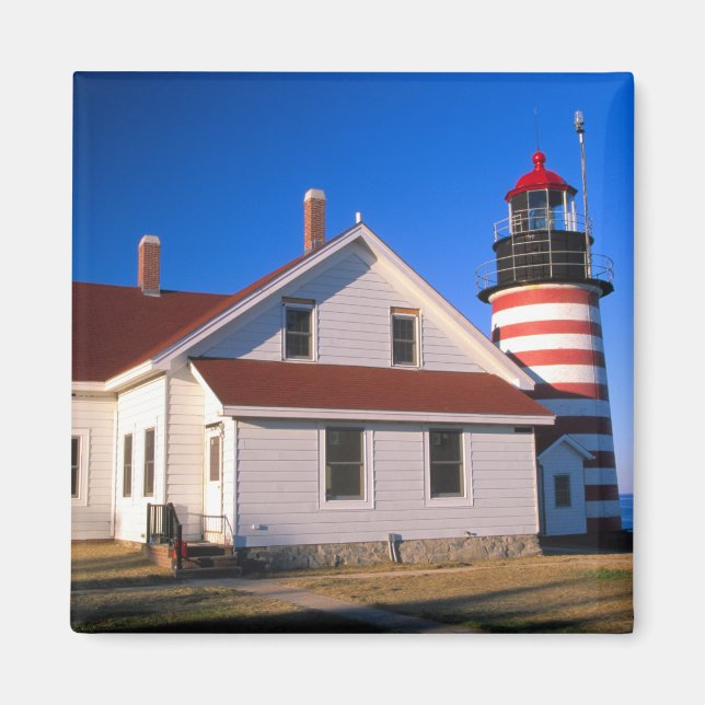 Imán NA, EE. UU., Maine.  Faro de West Quoddy cerca (Frente)