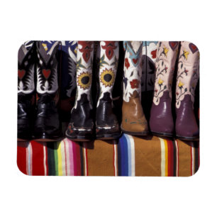 Imán NA, EE. UU., Nuevo México, Santa Fe. Botas de vaqu