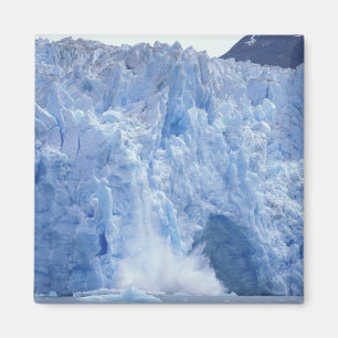 Imán NA, EEUU, Alaska. Glaciar desmoronándose en el agu