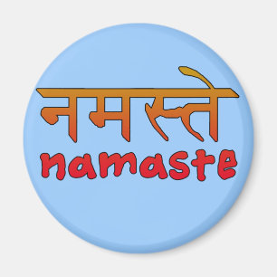 Imán Namaste en escritura inglesa e hindi