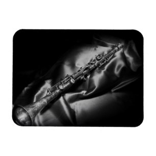 Imán Naturaleza muerta de clarinete antiguo, B&W