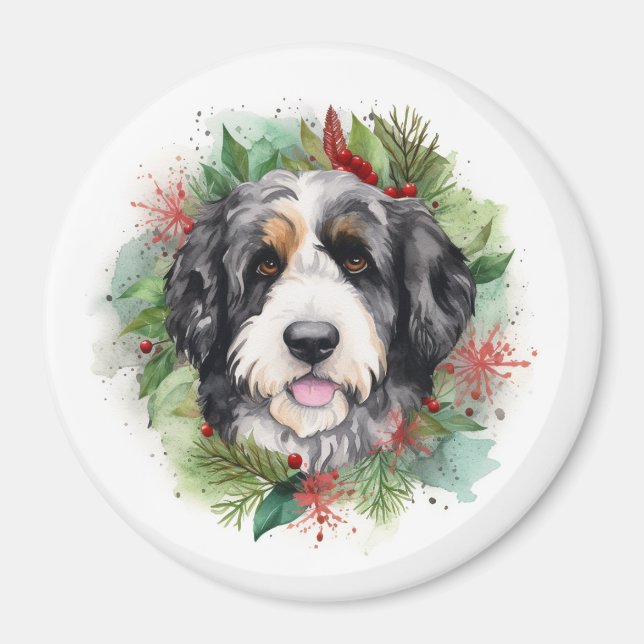 Imán Navidades de Bernedoodle Wreath Pup festivo (Frente)