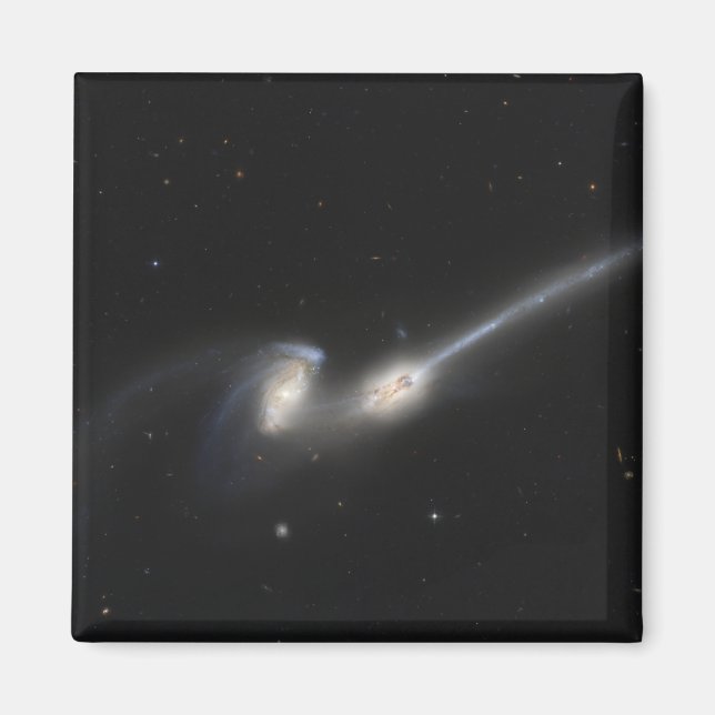 Imán NGC 4676, también conocida como las galaxias de ra (Frente)