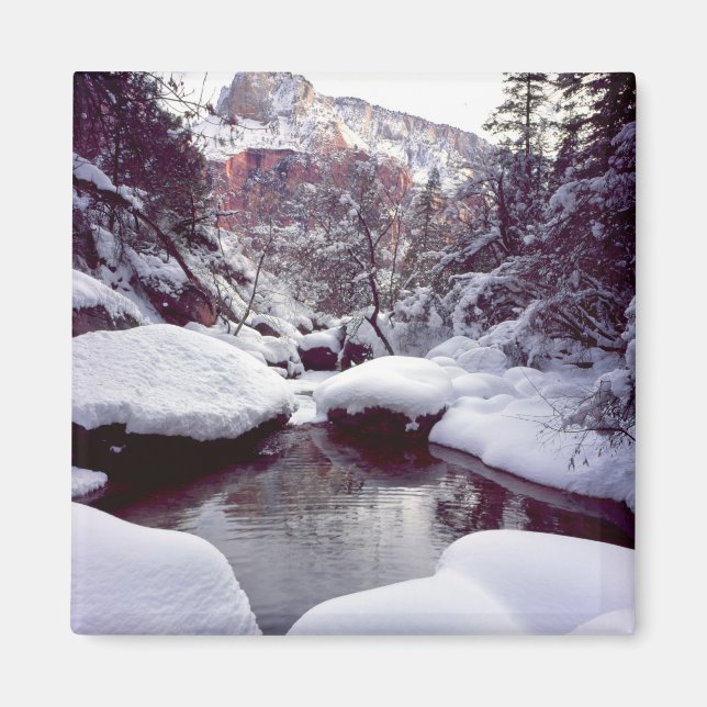 Imán Nieve profunda en Middle Emerald Pools (Frente)