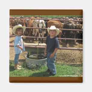 Imán Niños lindos del rancho y ganado Roping -