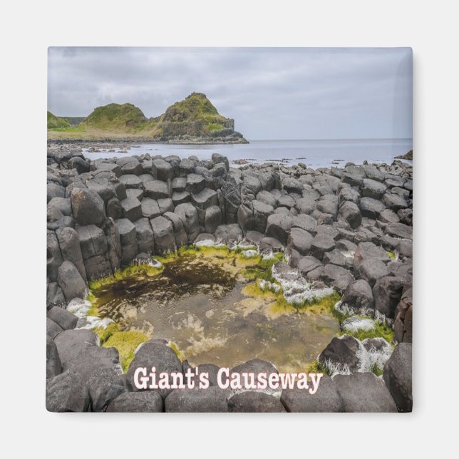 Imán NIR005 GIANT CAUSEWAY, Irlanda del Norte, Mamáes F (Frente)