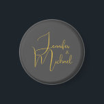 Imán Nombre de caligrafía Minimalista moderna boda<br><div class="desc">Puede cambiar fácilmente las fuentes y los colores. También puede agregar su logotipo y la imagen de fondo como desee.</div>