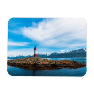 Imán Nubes sobre el faro cerca de Ushuaia, Argentina