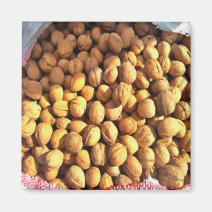 Imán Nueces de nuez fresca Pintura hiperrealista