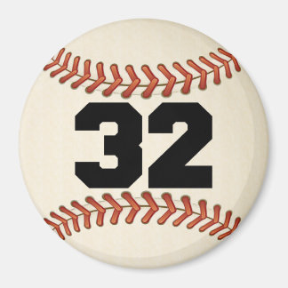 Imán Número 32 de béisbol