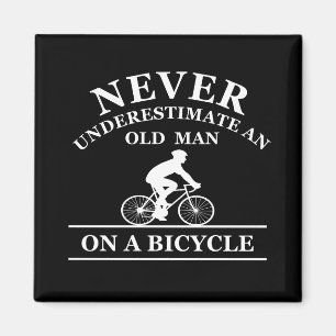 Imán nunca subestimes a un viejo en una bicicleta