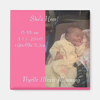 Imán Nyelle, está aquí, Nyelle Alexis Manning, a las 6: