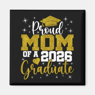 Imán Orgullosa madre de una graduada de la clase de 202
