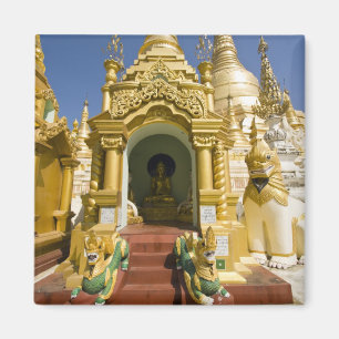Imán Pagoda de Shwedagon (Paya), lugar del gran templo 