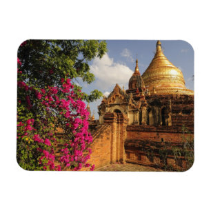 Imán Pagoda Dhamma Yazaka en Bagan, Myanmar