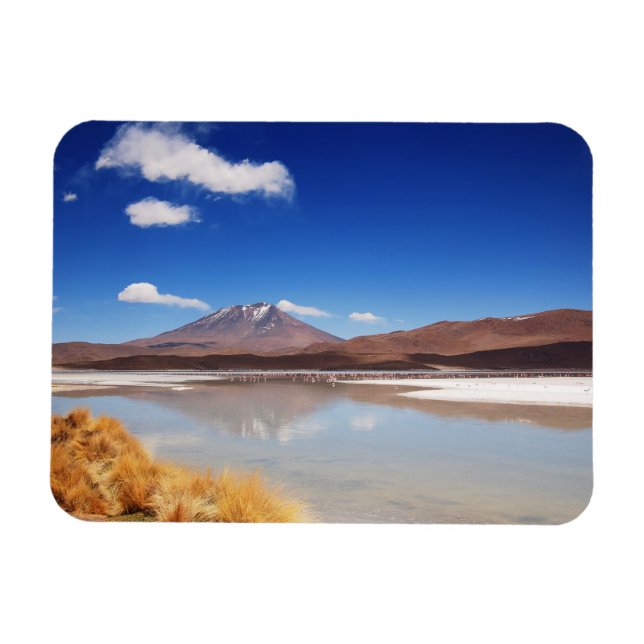 Imán Paisaje altiplano con volcán en Bolivia (Horizontal)